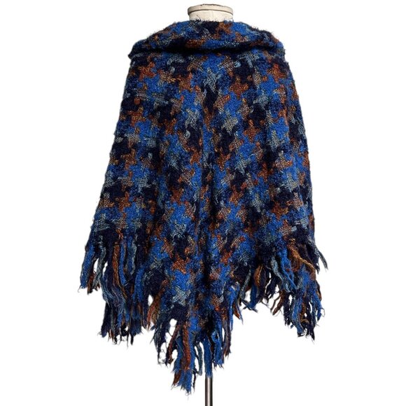70s Vintage Wool Sweater Cape Arolan Kutomo Finland Boho Hippie Fringe Plaid. - Picture 3 of 13
